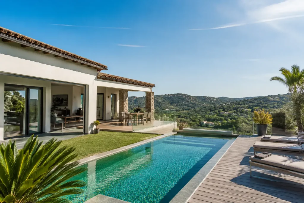 Maison contemporaine avec piscine à Sommières